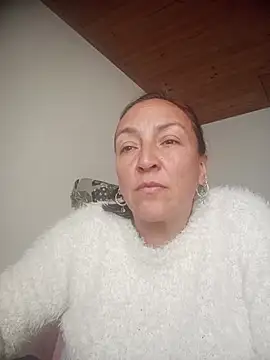 Snapshot of dangerous_milf chatting on 07/16/26, 05:08 dangerous milf online show from 07/16/26, 05:08