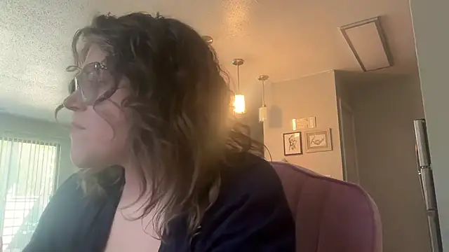 cozyqt94 online show from 05/20/26, 07:20