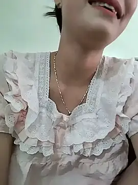 Logii x online show from 06/17/26, 08:39