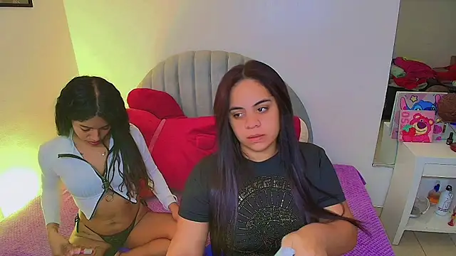 your favorite girls online show from 06/21/26, 04:59