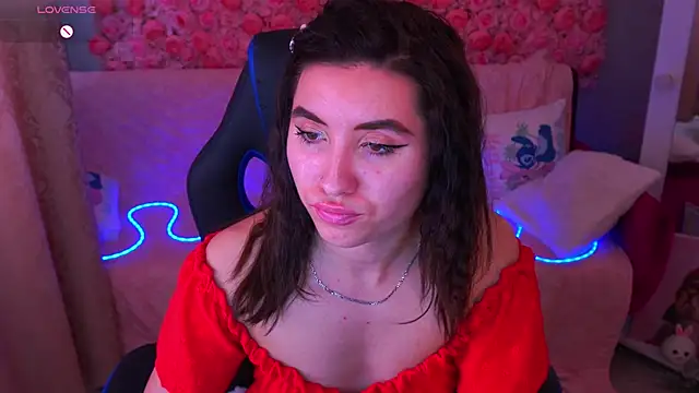 Lola Leeee online show from 05/11/26, 01:06