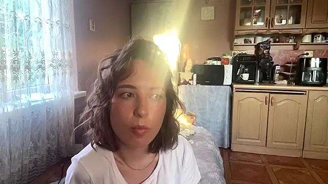 DaphneAmor online show from 05/20/26, 05:08