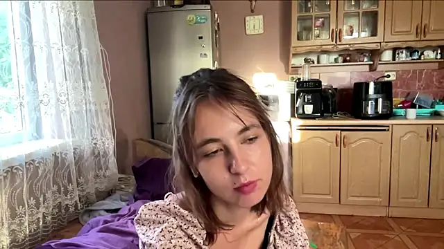 DaphneAmor online show from 06/24/26, 05:23