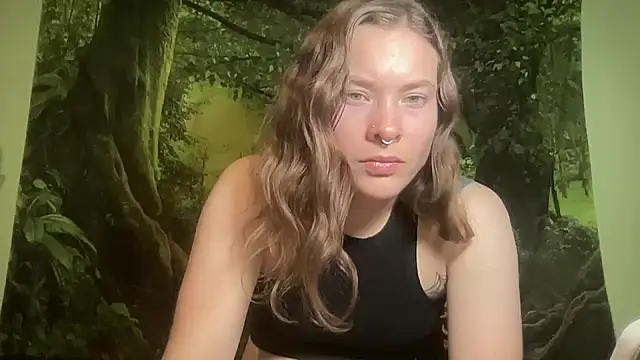 Snapshot of mo0ngoddess chatting on 06/02/26, 03:19 mo0ngoddess online show from 06/02/26, 03:19