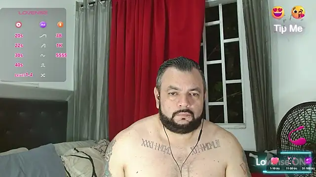 Snapshot of perverseveteranmanxxx chatting on 05/23/26, 03:56 perverseveteranmanxxx online show from 05/23/26, 03:56