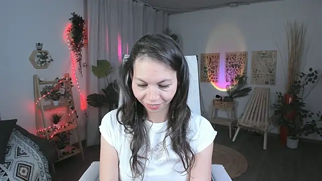 TrasyMorris online show from 05/22/26, 03:35