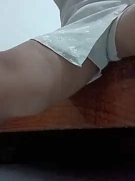 Mei iu online show from 05/15/26, 03:41