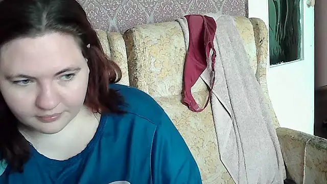 TiffanyLenee online show from 05/12/26, 09:17