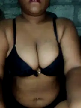 Rishwana77 online show from 05/15/26, 05:09