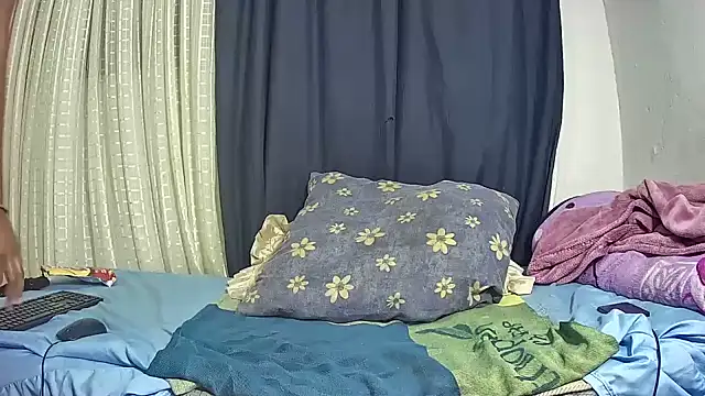 HottyBoobs5 online show from 06/08/26, 11:38
