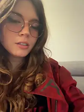 cutypiefull online show from 06/02/26, 12:45