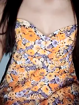Ipho girl online show from 05/23/26, 06:07