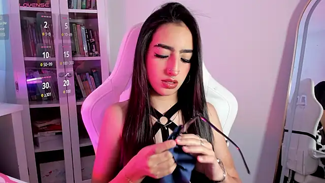 Snapshot of AgathaBlair chatting on 06/19/26, 11:36 AgathaBlair online show from 06/19/26, 11:36