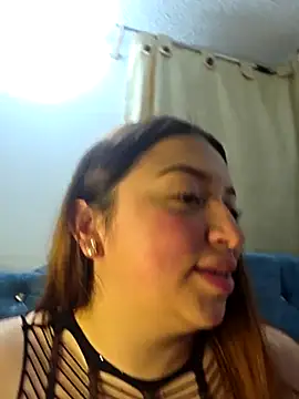 Snapshot of Veronicca_7 chatting on 07/17/26, 03:46 Veronicca 7 online show from 07/17/26, 03:46