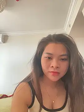 Lucky xiao online show from 05/13/26, 12:30