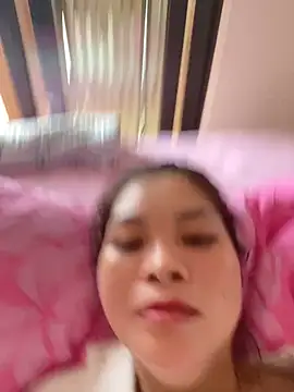 Snapshot of Lucky_xiao chatting on 06/23/26, 03:15 Lucky xiao online show from 06/23/26, 03:15