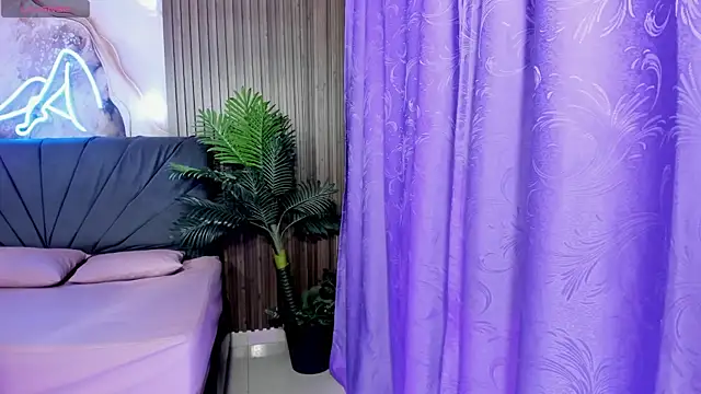 Kiara tay online show from 06/15/26, 03:20