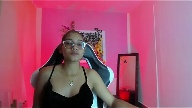 Scarlett Lune online show from 05/29/26, 07:23