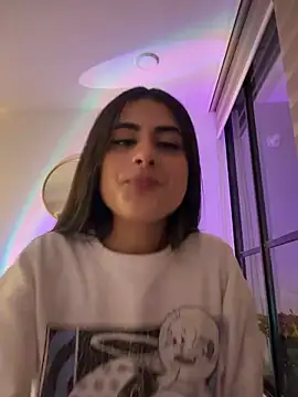 imsofia dy online show from 05/15/26, 12:50