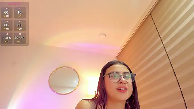 Snapshot of imsofia_dy chatting on 06/15/26, 12:13 imsofia dy online show from 06/15/26, 12:13