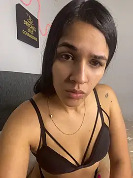 Isa steele online show from 07/08/26, 07:07