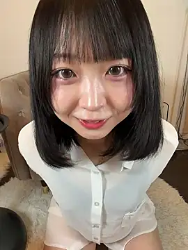 Snapshot of yu_nya chatting on 05/14/26, 03:35 yu nya online show from 05/14/26, 03:35