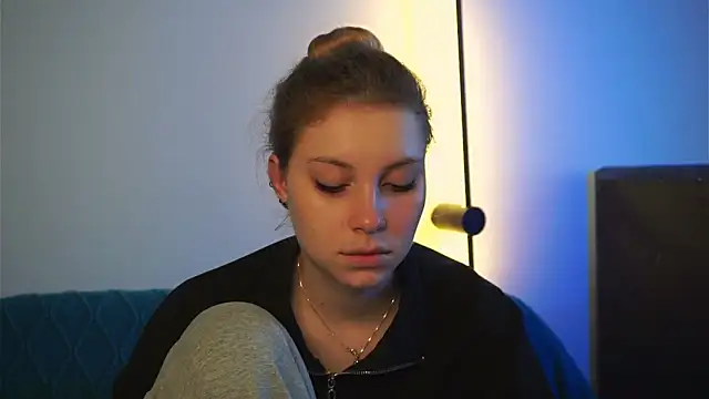Sairallyn online show from 05/23/26, 05:12