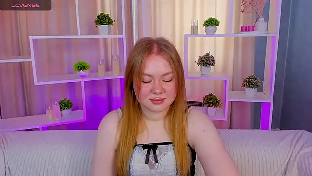 AlexaaBee online show from 05/22/26, 08:10