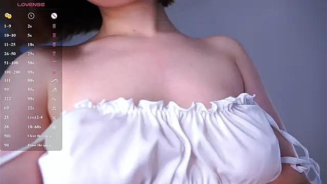 Snapshot of RuthFraction chatting on 06/18/26, 05:08 RuthFraction online show from 06/18/26, 05:08