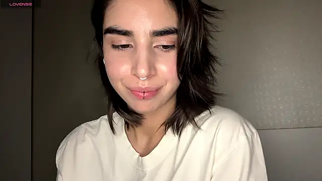 JessiaRuezga online show from 07/01/26, 01:24