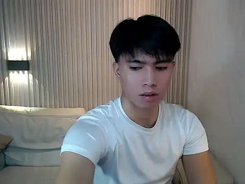 Snapshot of horny_jamesxx chatting on 07/08/26, 01:04 horny jamesxx online show from 07/08/26, 01:04