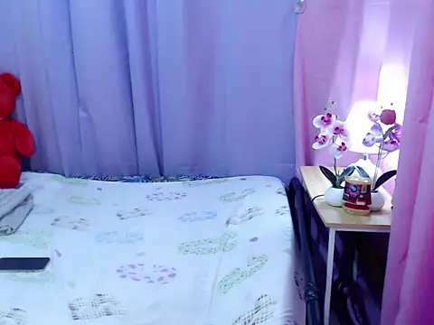 Snapshot of your_mistisa chatting on 06/08/26, 03:29 your mistisa online show from 06/08/26, 03:29