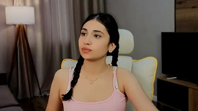 honeylanaa online show from 06/05/26, 04:52
