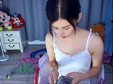 QinQin-888 online show from 05/19/26, 04:30