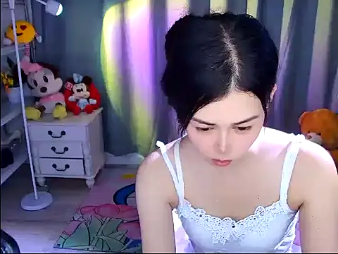 QinQin-888 online show from 05/20/26, 01:17