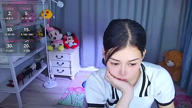 QinQin-888 online show from 05/21/26, 03:35
