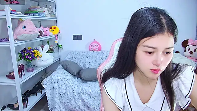 QinQin-888 online show from 06/14/26, 11:07