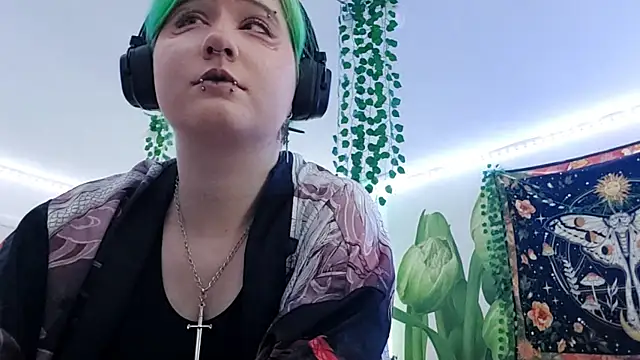 HunXena online show from 06/16/26, 05:15
