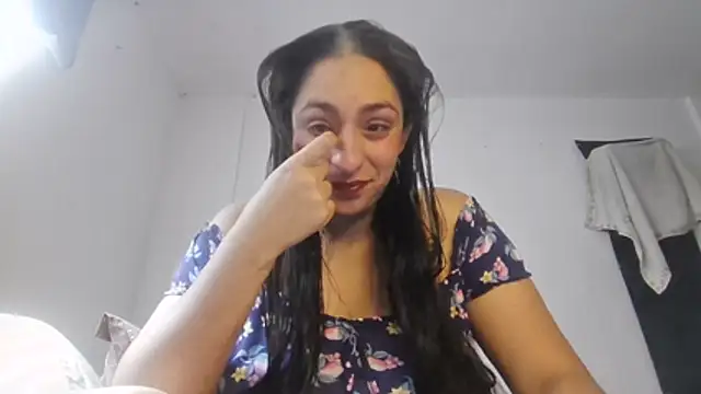 Pamela sa online show from 07/04/26, 06:36