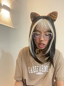 MeraSecretXXX online show from 05/29/26, 12:03