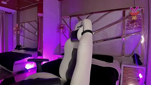 nicole 24x online show from 05/16/26, 01:43