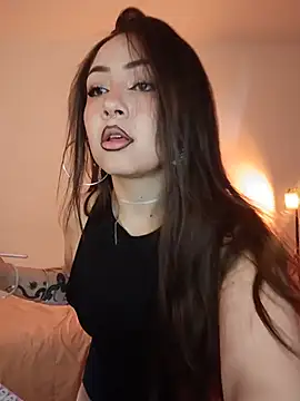 paariiss  online show from 05/19/26, 10:16