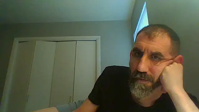 Snapshot of old_Domino chatting on 06/02/26, 10:12 old Domino online show from 06/02/26, 10:12