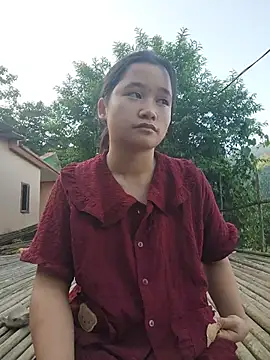 Ninaa01 online show from 05/25/26, 11:22