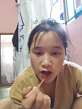 Ninaa01 online show from 05/27/26, 04:42