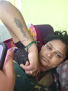 mynatamil143 online show from 06/18/26, 08:25