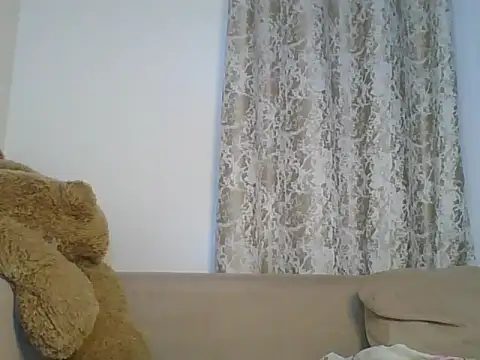 Snapshot of dollface_bela chatting on 06/20/26, 10:23 dollface bela online show from 06/20/26, 10:23