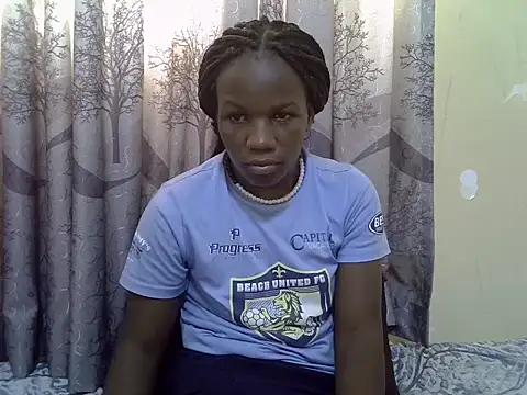 Snapshot of Sweet_elisa001 chatting on 05/15/26, 06:31 Sweet elisa001 online show from 05/15/26, 06:31