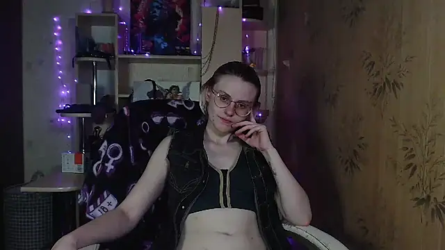   Freya    online show from 05/22/26, 07:41