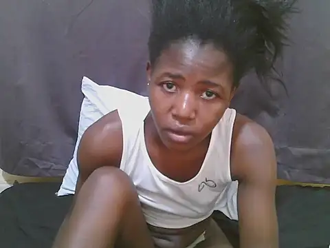 Snapshot of Sweet-tatiana chatting on 06/19/26, 11:03 Sweet-tatiana online show from 06/19/26, 11:03